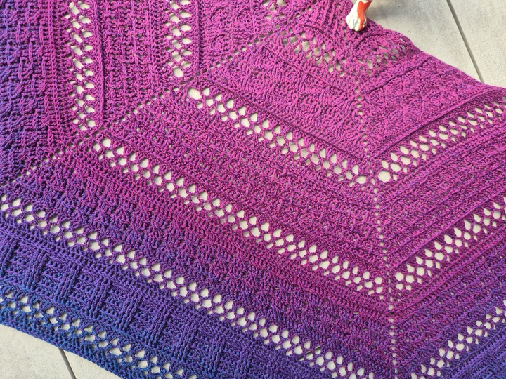 Crochet Pattern Pentagonal Scarf „Koria“