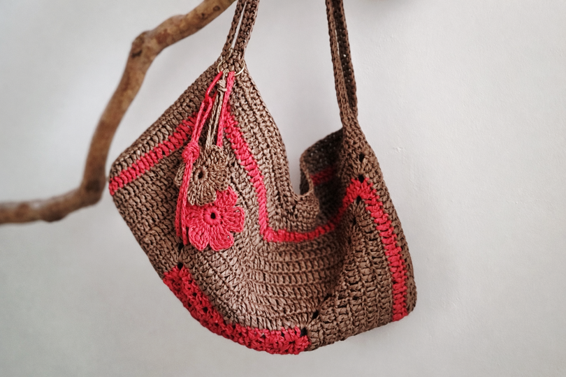 Set of 3 crochet patterns from raffia: summer bag, hat, keychain/bag edging