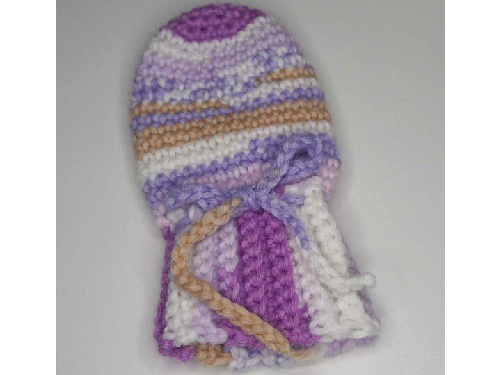 Crochet Pattern for Cute Baby Mittens With Ties