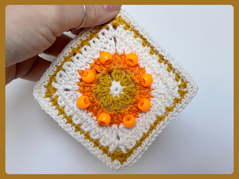 Sunburst Granny Square mit Perlen | Sonnen Häkelquadrat | Fidget Quadrat