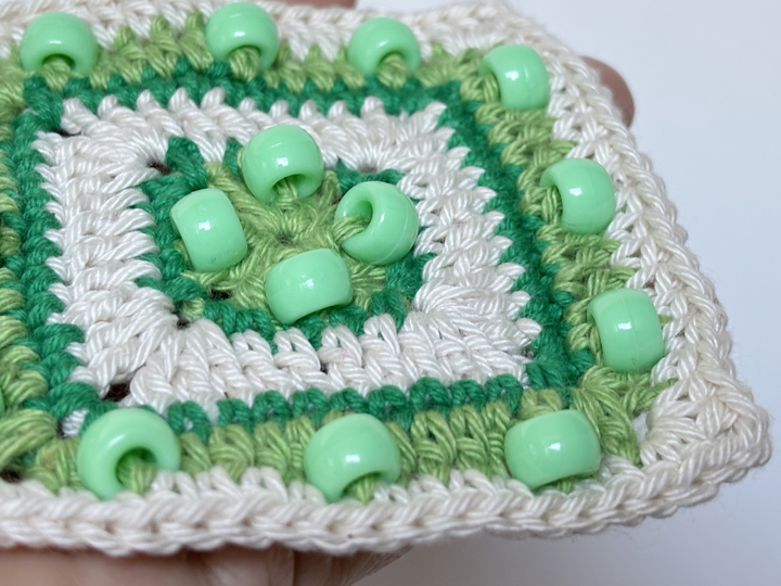 Geometric Granny Square Crochet Pattern  | Beaded Crochet Fidget Square