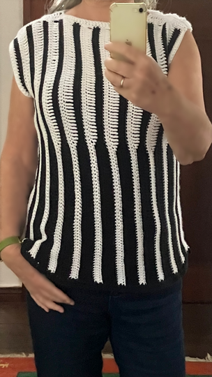 Black and White – Unite- - Häkelanleitung für Pulli oder Tunika