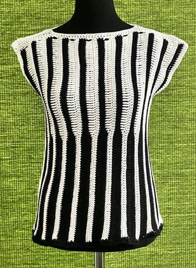 Black and White – Unite- - Häkelanleitung für Pulli oder Tunika