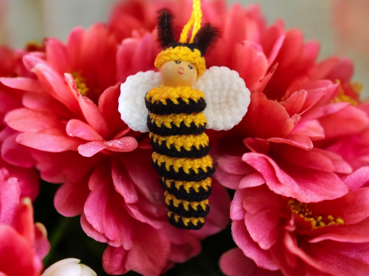 Crochet Pattern: Little Lucky Bee - Cute Charm & Keychain Beginner Friendly