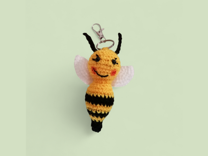 Häkelanleitung: Freche Biene "Sumsi" - Schlüsselanhänger (Amigurumi)