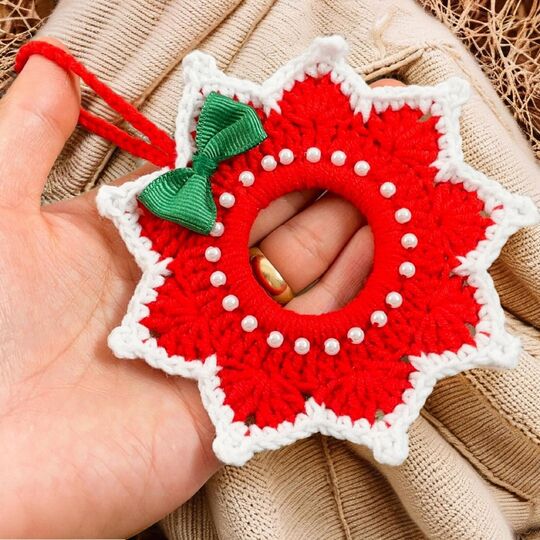 Christmas Star Wreath Crochet Pattern PDF – Holiday Ornament Tutorial