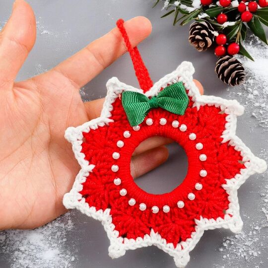 Christmas Star Wreath Crochet Pattern PDF – Holiday Ornament Tutorial