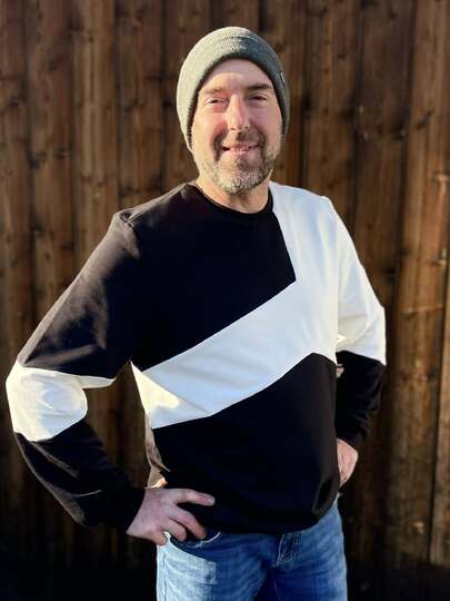 Schnittmuster und Nähanleitung Sweater Hoodie Skylar für Herren 42-60