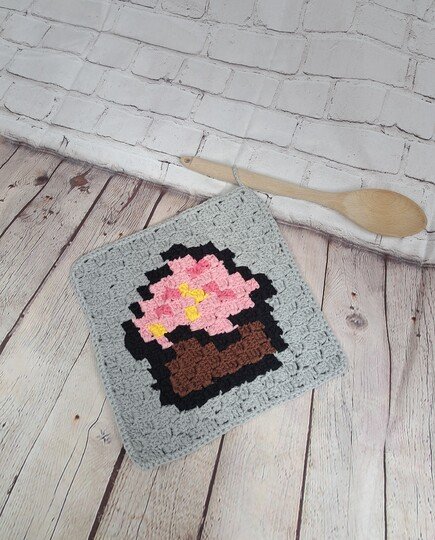 Beginner’s Step-by-Step Guide for a cupcake potholder corner to corner croc