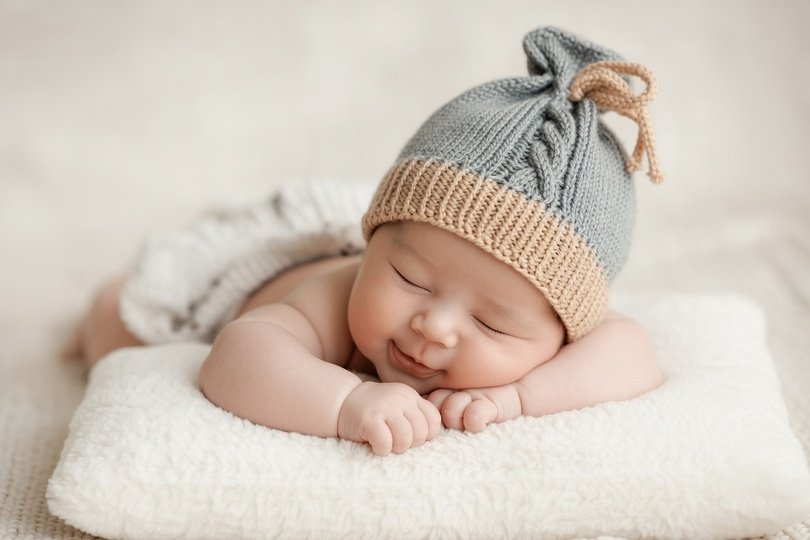 Strickanleitung Babymütze mit Zopf