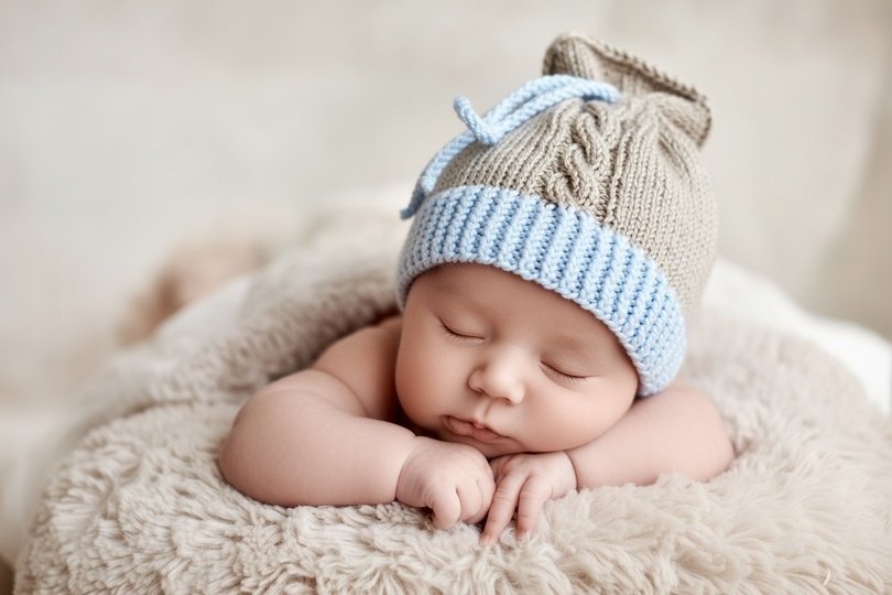 Strickanleitung Babymütze mit Zopf