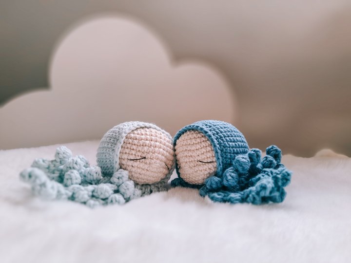 Häkelanleitung für einen Oktopus für Frühchen und Babys | PDF - Datei