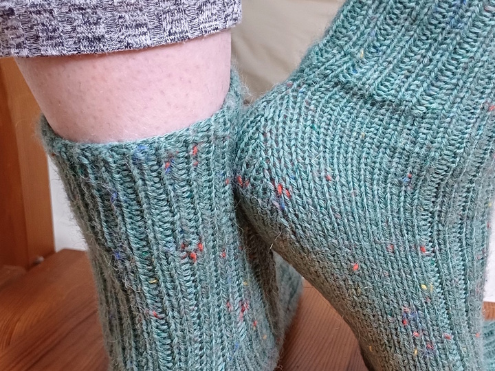 Sockenjahr 2026 - 12 Sockendesigns mit Fixen Quicky Ferse & Two Way Socke