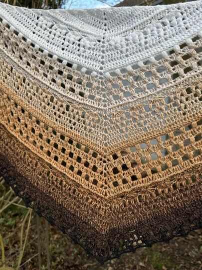 Häkelanleitung flaches Dreieckstuch "Zartwerk"