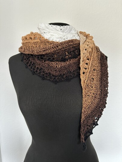 Häkelanleitung flaches Dreieckstuch "Zartwerk"