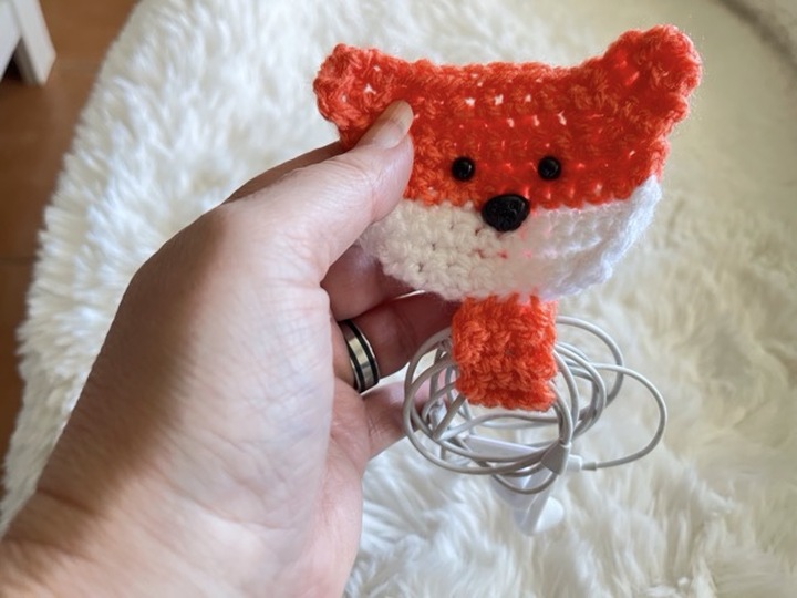 Häkelanleitung Kabelorganizer Fuchs