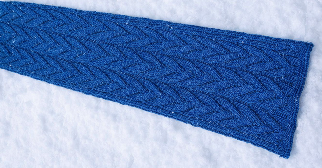 Anethra - eleganter Schal oder Stola im Wellenmuster, Stulpen, ohne Zöpfe