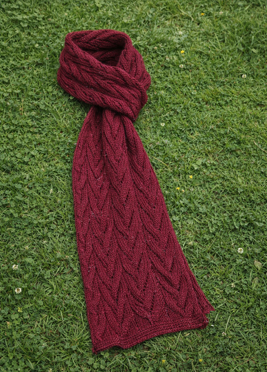 Anethra - eleganter Schal oder Stola im Wellenmuster, Stulpen, ohne Zöpfe