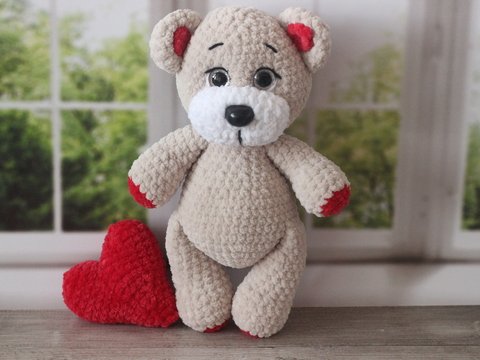 Crochet Pattern for Plush Bear with Heart