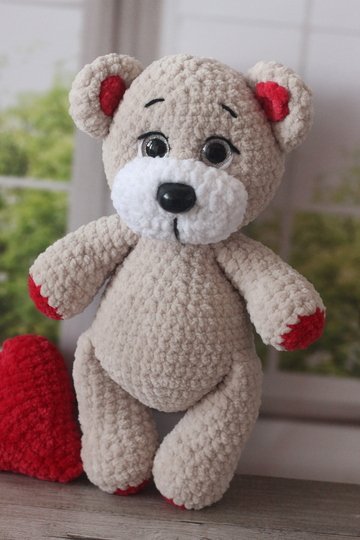 Crochet Pattern for Plush Bear with Heart