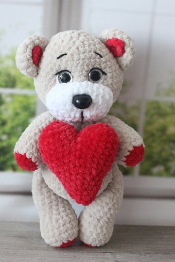 Crochet Pattern for Plush Bear with Heart