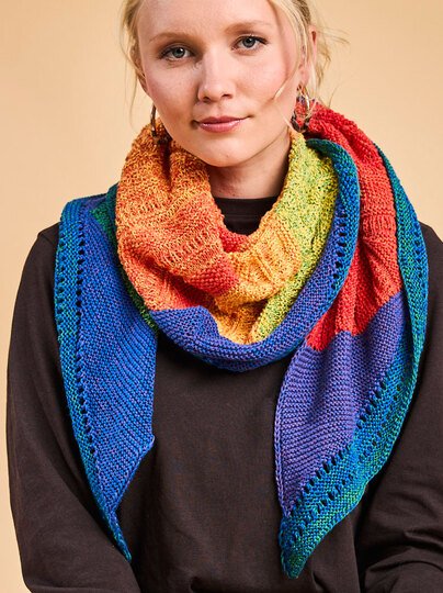 MODELL DAVINA …AUS DREIECKEN GESTRICKT