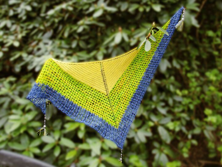 Chroma, triangular lace shawl