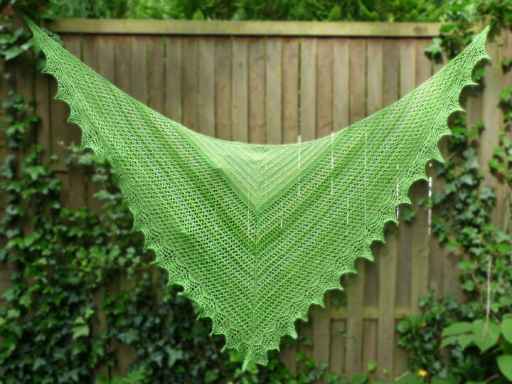 Happy Easter Shawl, triangular lace shawl, knitting