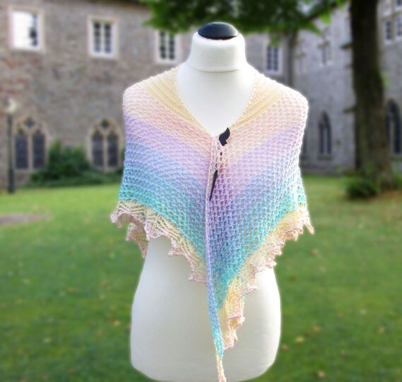 Happy Easter Shawl, triangular lace shawl, knitting