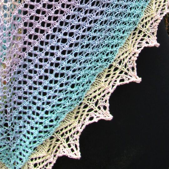 Happy Easter Tuch, Dreiecktstuch, Lochmuster, Lace, Stricken