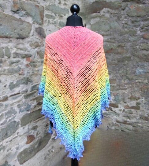 Happy Easter Tuch, Dreiecktstuch, Lochmuster, Lace, Stricken