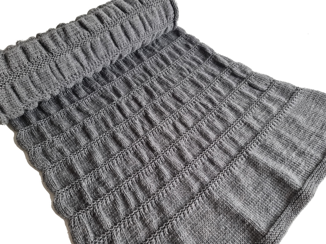 "Zeitlos in Grau" Strickanleitung Damenschal – Schal einfach stricken PDF