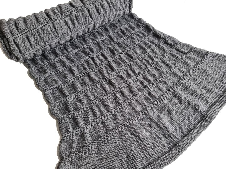 "Zeitlos in Grau" Strickanleitung Damenschal – Schal einfach stricken PDF