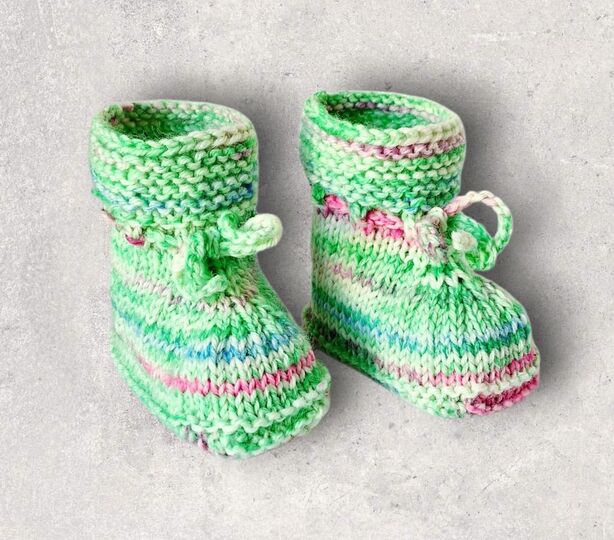 Strickanleitung Baby-Booties, Stiefelchen, Sohlenlänge ca. 10 cm  #366