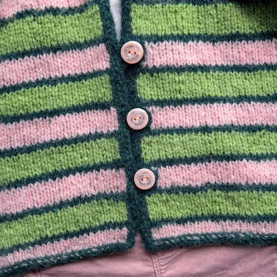 Kinderjacke mit durchgehendem I-Cord-Rand – Top-Down gestrickt, Gr. 80-122