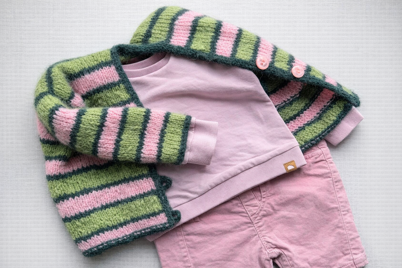 Kinderjacke mit durchgehendem I-Cord-Rand – Top-Down gestrickt, Gr. 80-122