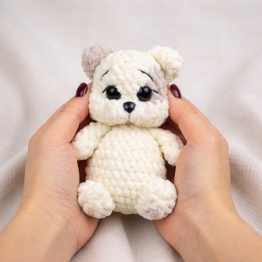 Häkelanleitung Kätzchen „Marshmallow“ – kleine Katze aus Chenillegarn