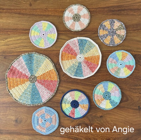 Häkelanleitung für eine runde Tischdecke/Untersetzer/Platzset "12 Farben".