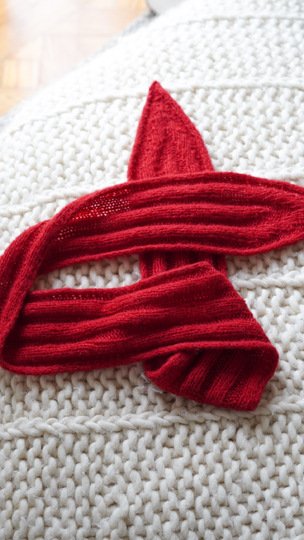 Minischal im Sophie-Scarf-Trend: wendbarer Miniscarf mit Videoanleitung