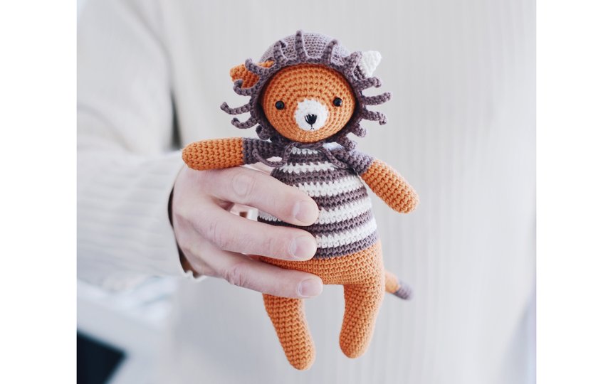 Katze und Löwe Amigurumi Häkelanleitung – 2 in 1 Kätzchen mit Löwen-Hoodie