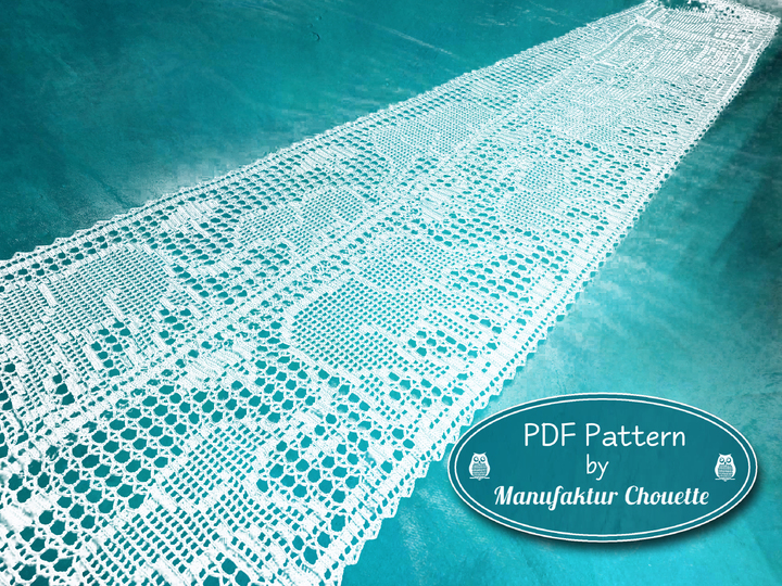 Narrow table runner "Elephants", with repeat pattern and border