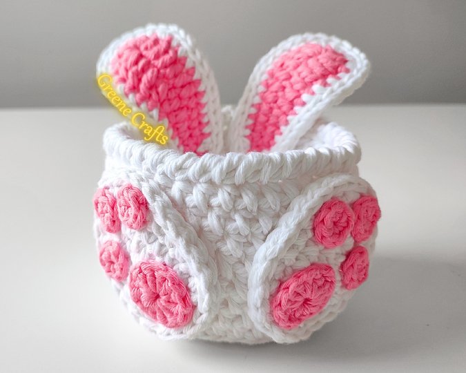 Häkelanleitungen für Ostern: Granny-Square-Huhn, Osterhasenkorb & Eier