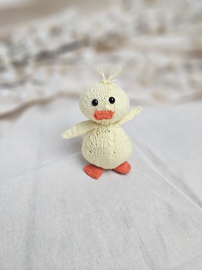 The Cute Knit Chick