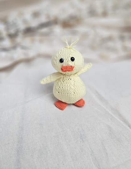 The Cute Knit Chick