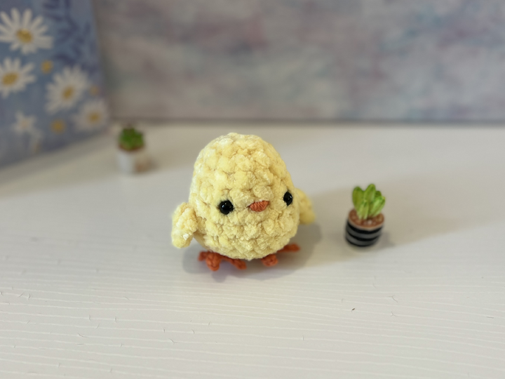 Fluffy Plush Chick Crochet Pattern – Cute Amigurumi Easter Decor