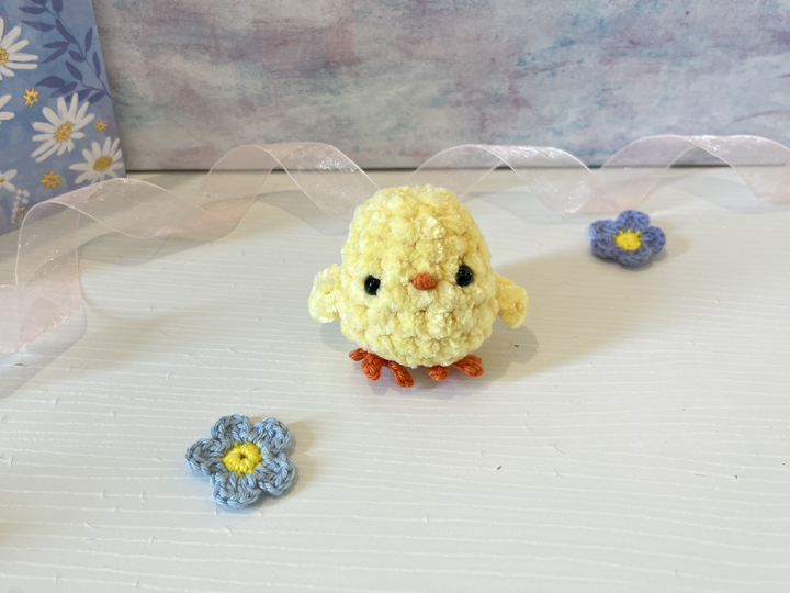 Süßes Plüsch-Küken häkeln – Amigurumi Osterdeko Häkelanleitung