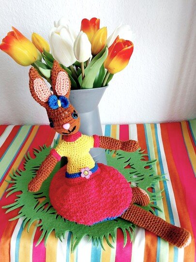„Ellis Osterhäschen“   PDF Häkelanleitung mit vielen Bildern