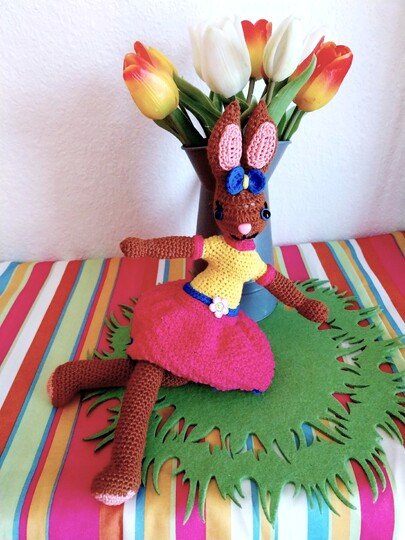 „Ellis Osterhäschen“   PDF Häkelanleitung mit vielen Bildern