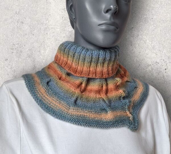 Strickanleitung Schalkragen, Neckwarmer mit Zierknopf     #368