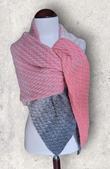 Strickanleitung asymmetrisches Schultertuch, beidseitig tragbar   #369